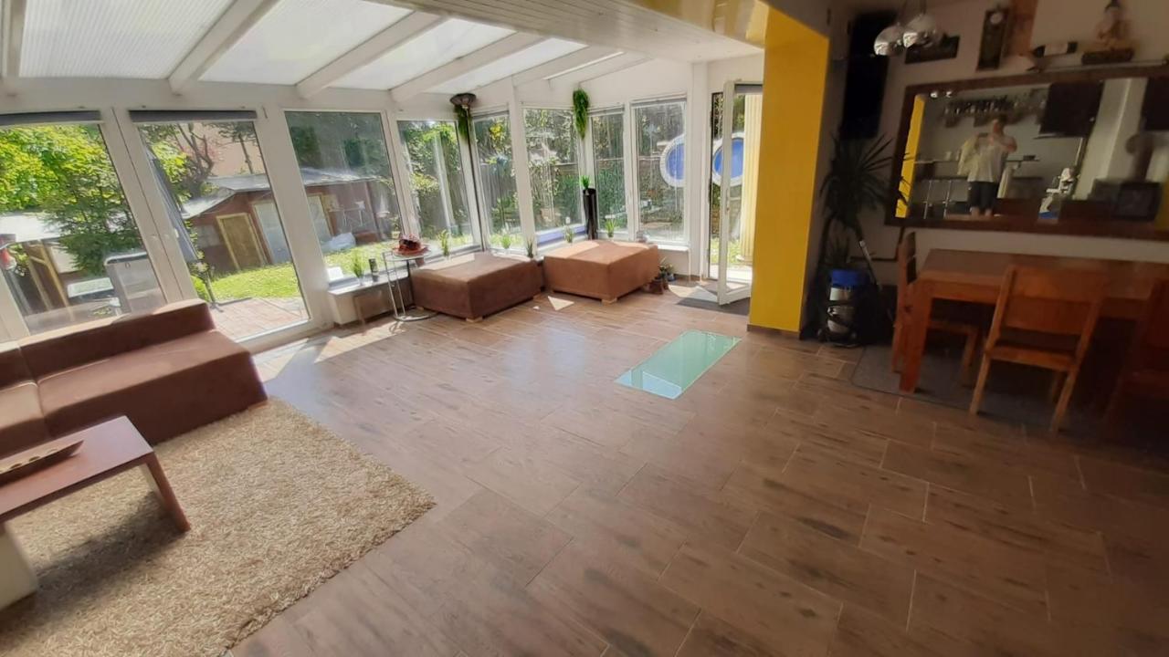 Wohlfuehloase - Zimmer, Appartment - Im Herzen Starnbergs Buitenkant foto