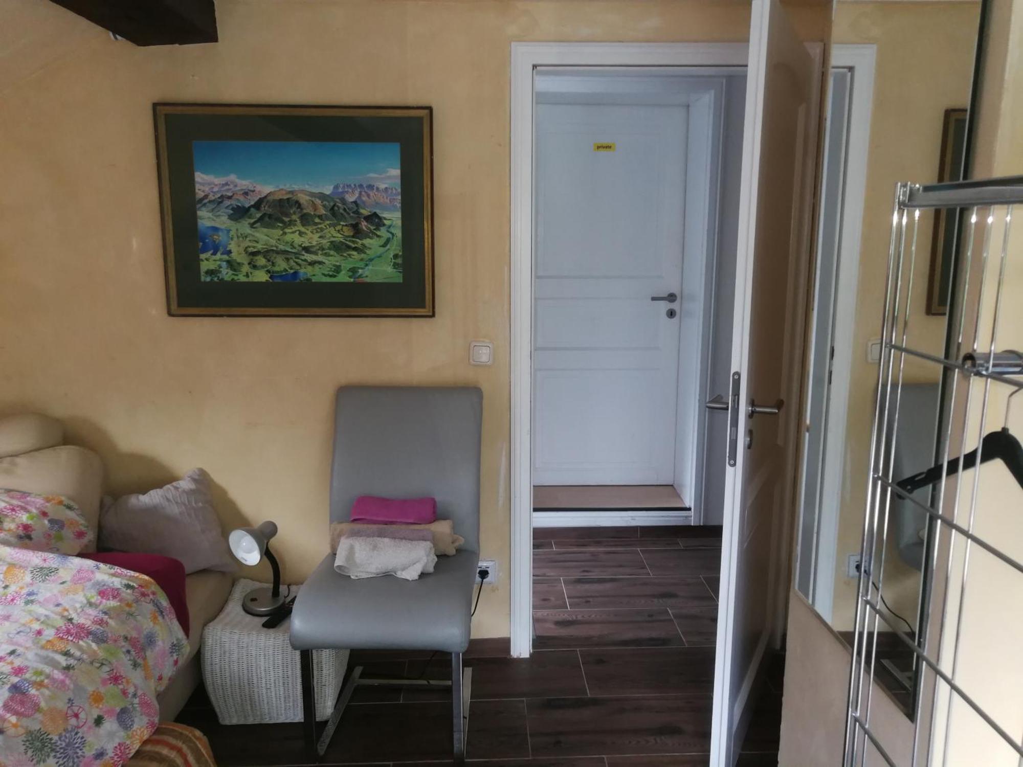 Wohlfuehloase - Zimmer, Appartment - Im Herzen Starnbergs Kamer foto