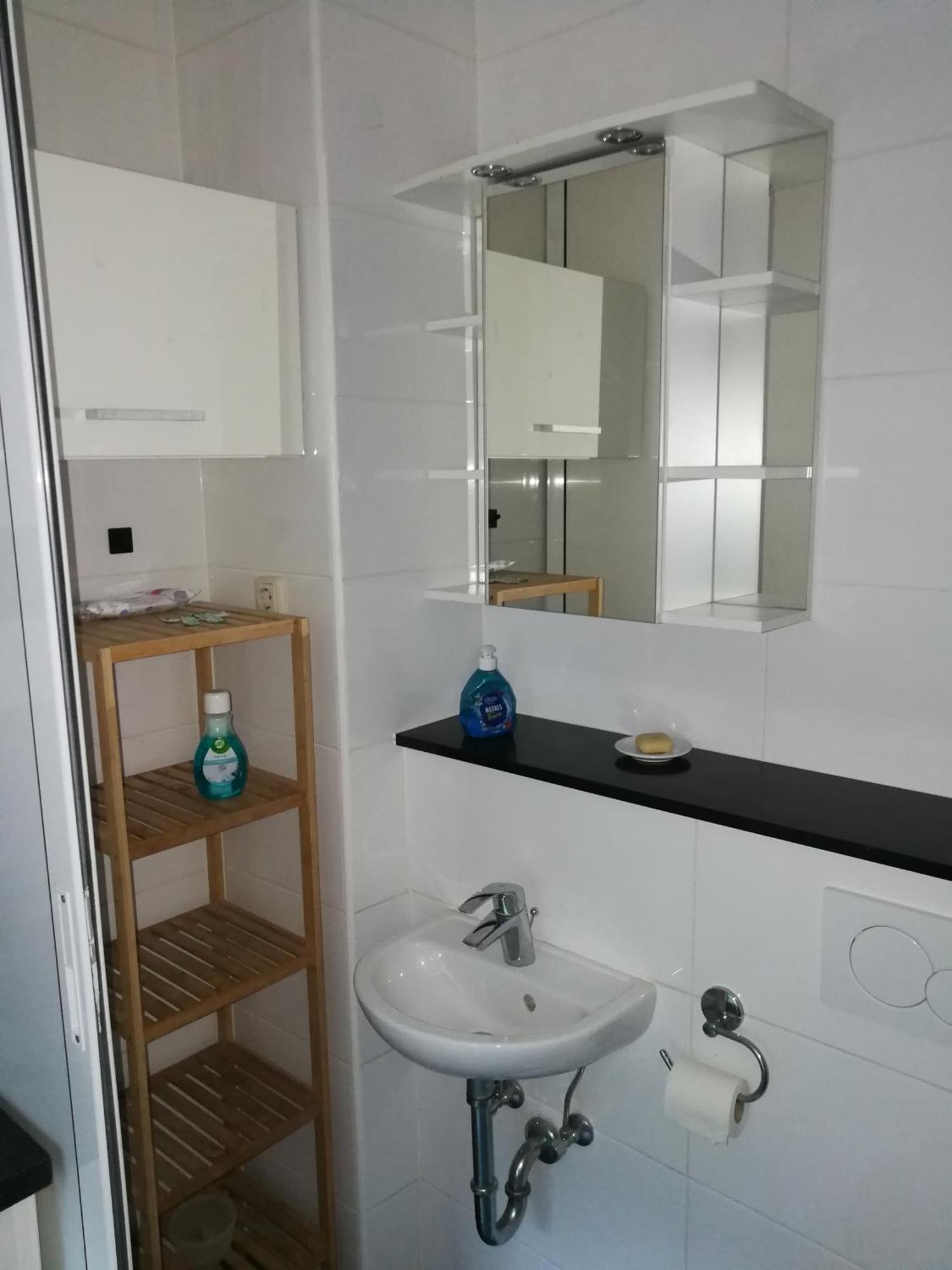Wohlfuehloase - Zimmer, Appartment - Im Herzen Starnbergs Kamer foto